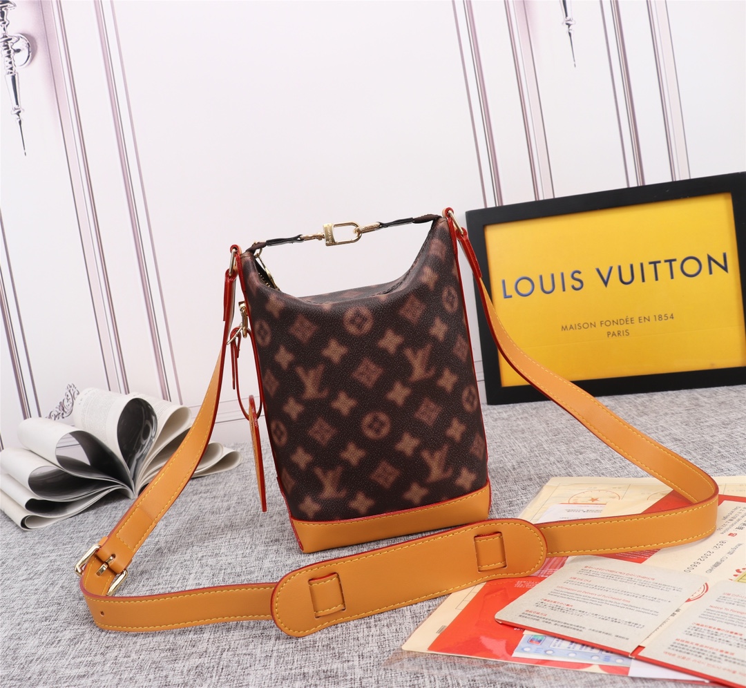 New Arrival LV Bag 4400